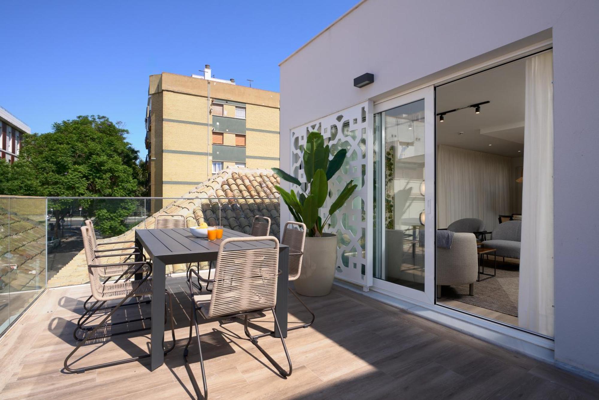 Casa Pizarro, By Homing U Seville